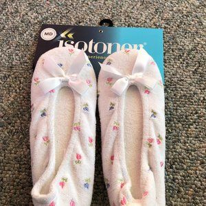 Isotoner Slippers - Size Medium